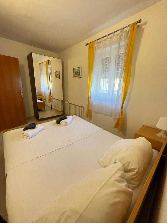 Apartmani Sit Murter Exteriér fotografie